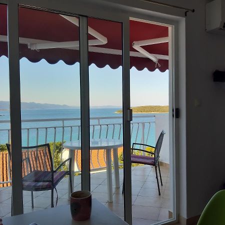 Blue Sea Blue Sky Apartamento Lovište Exterior foto